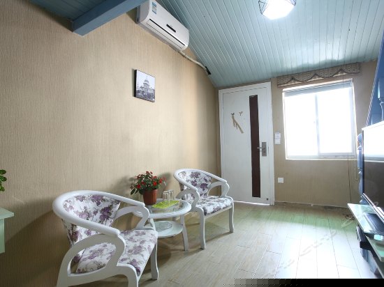 复式阁楼榻榻米大床房