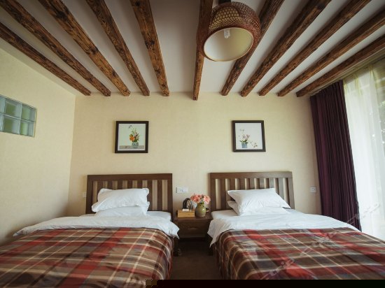 前院园景双床房