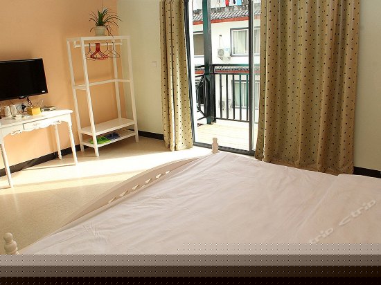 观景浴缸大床房