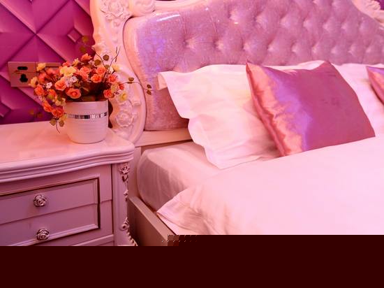 一吻倾心（大床房）