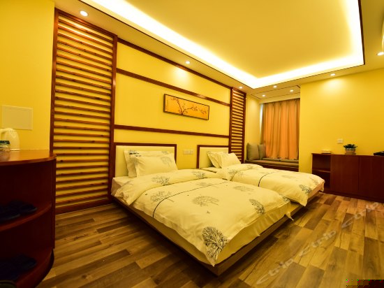 山景禅意双床房505