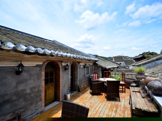 202(带露台大床房/公卫)