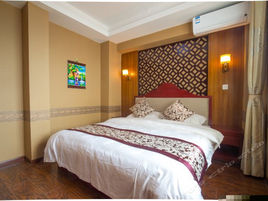 豪华阳台江景套房