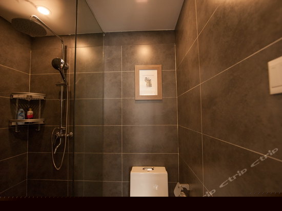 落地飘窗景观房（208）