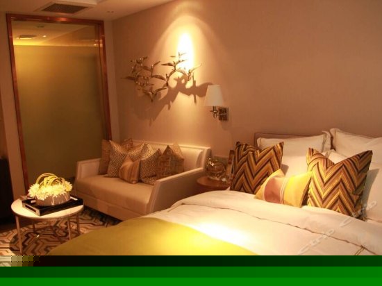 豪华观海大床房