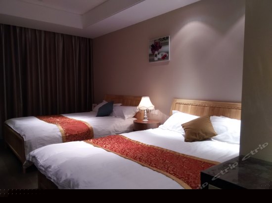 豪华城景双床房