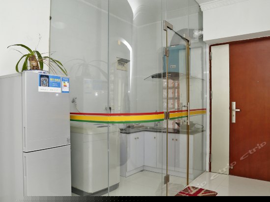 套房（两房一厅）