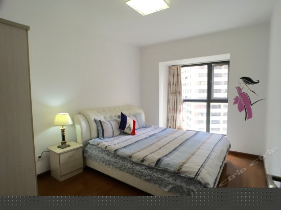 96平米2室居家套房