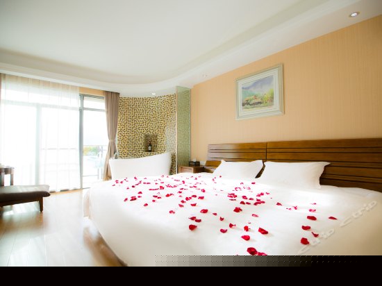 270°豪华海景大床房