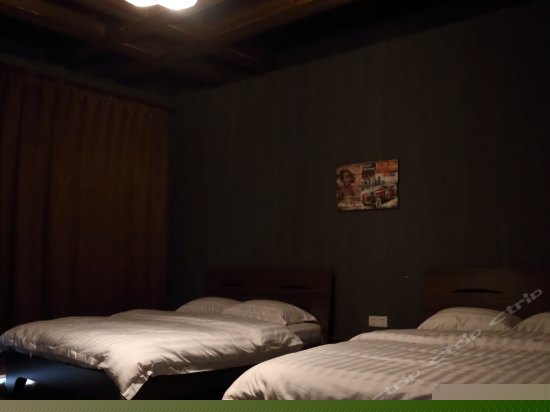 恒大工业风四房两厅