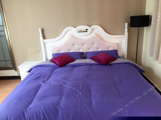 精致大床房
