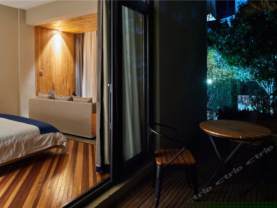 最美夕阳海景花园大床房