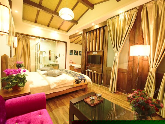 天雨流芳家庭套房