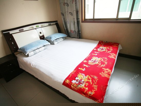 标准大床房