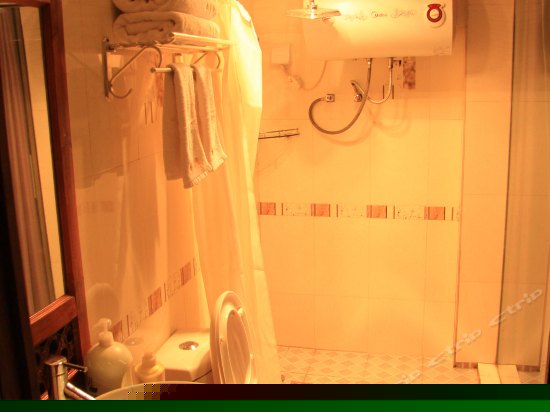 101镜花水月 大床房