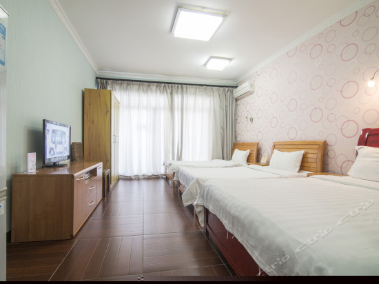 高级海景家庭房