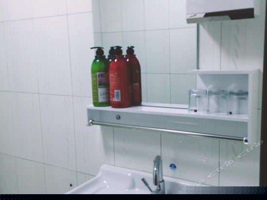 男生四人间（床位）