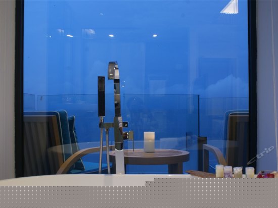 诗人空间海景房