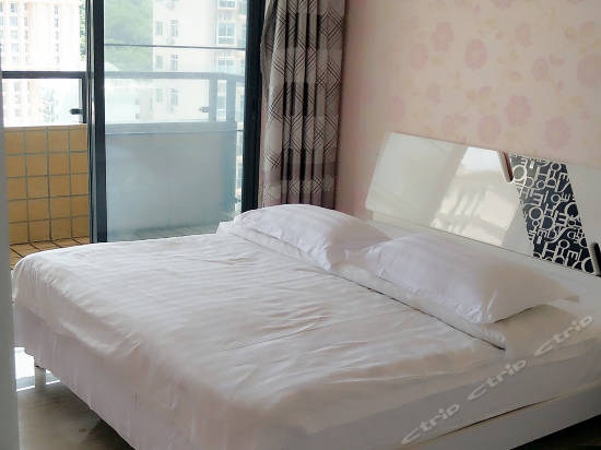 温馨时刻园景两室一厅家庭套房