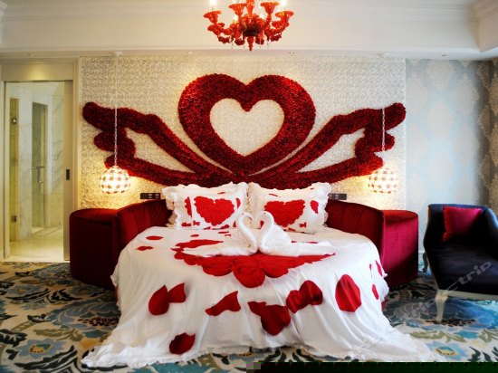 奢华全景蜜月套房