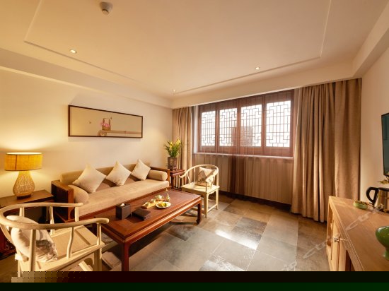 曼居庭院豪华复式套房