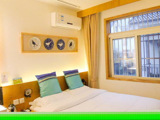 舒适大床房（201）