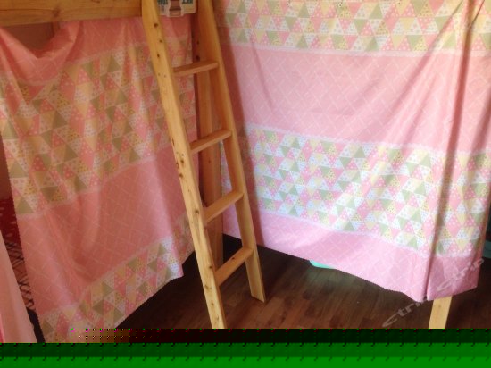 江景独卫女生八人间床位