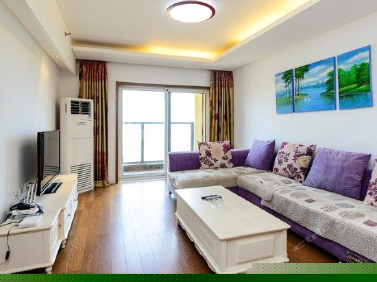 豪华三卧双卫海景套房