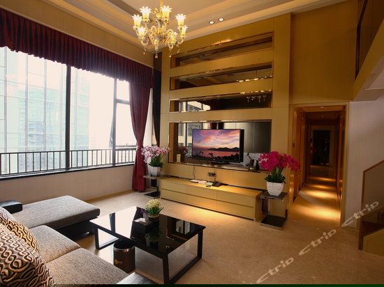 至尊喜运家庭套房 （三卧两浴）