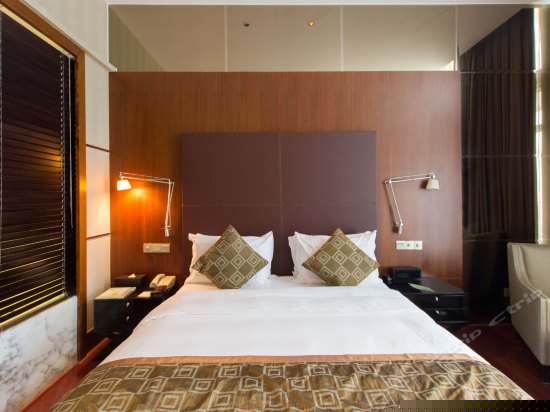 行政江景大床房