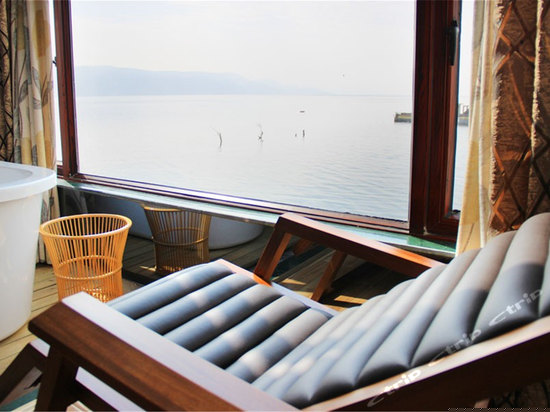 月玲珑全景窗亲海大床房