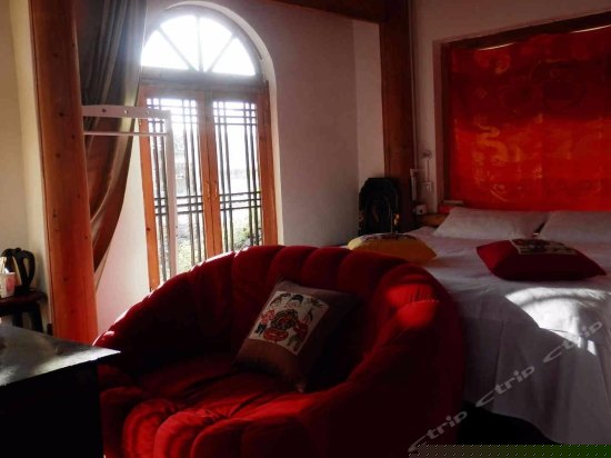 二楼阳光观景大床房