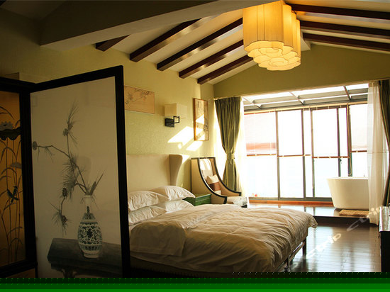 豪华海景大床房