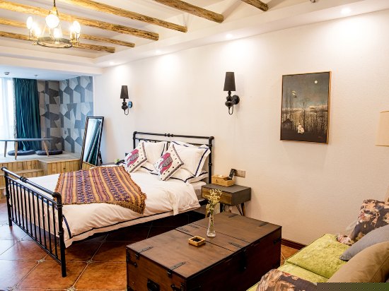 豪华江景大床房