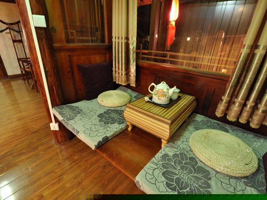 豪华蜜月大床房（三忘屋）