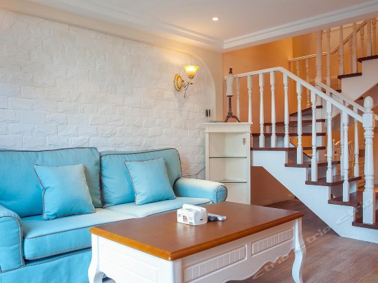 二卧室两厅复式家庭房