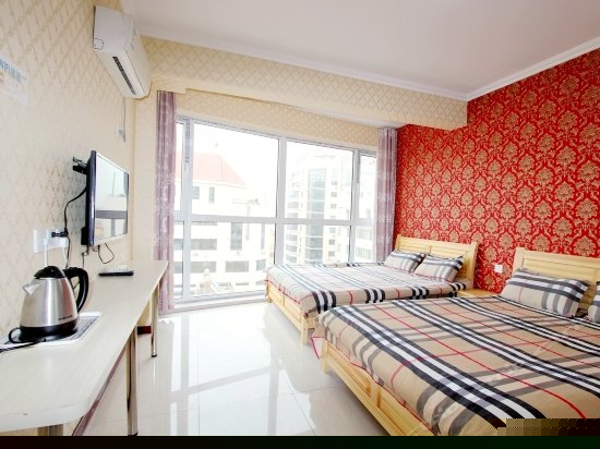 落地窗观景家庭四人间