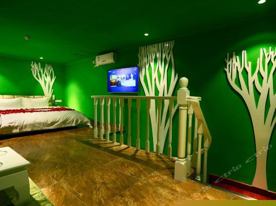 M28豪华复式丛林故事主题房