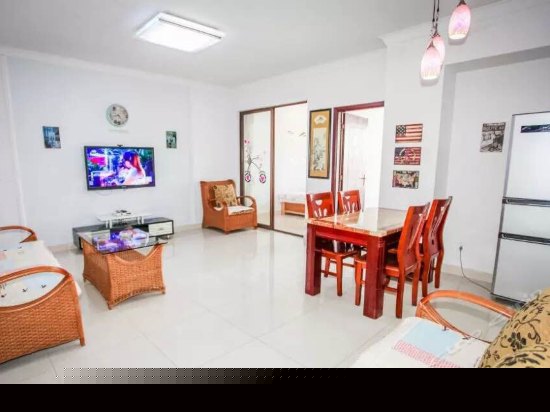 温馨小屋园景房（二房一厅）