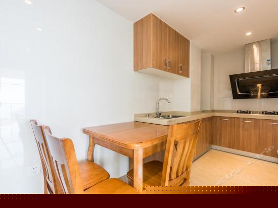 时尚精装海景小2房1厅