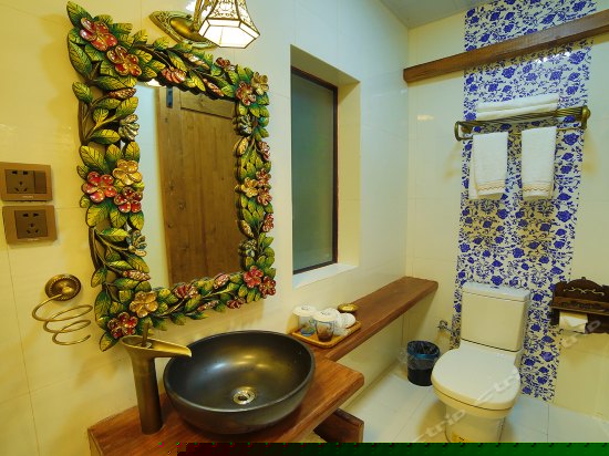 梦雪樱飞舒适标间