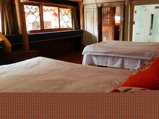 二楼观景家庭房