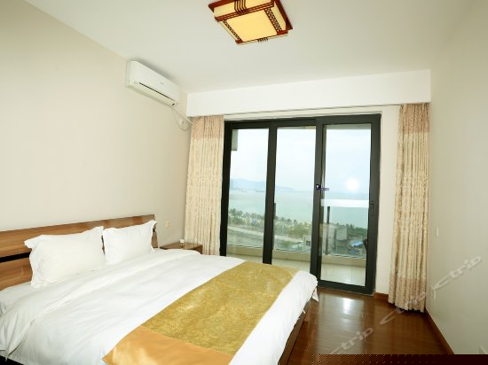 高级海景三卧套房