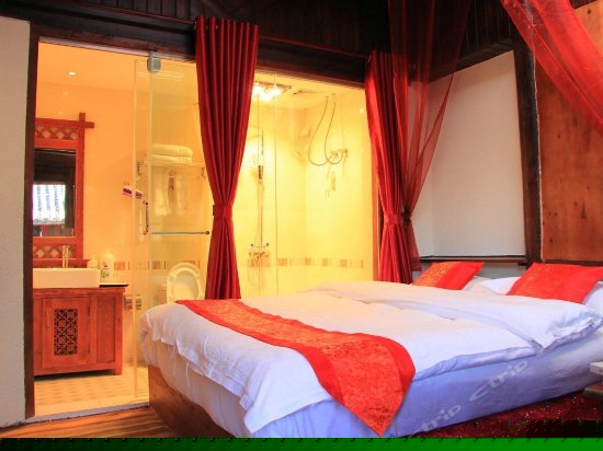 202豆蔻年华 榻榻米大床房