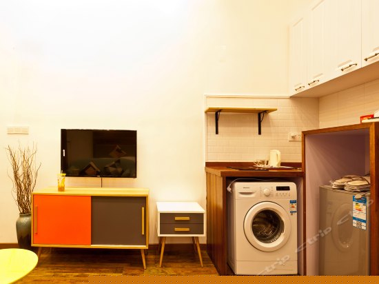 Loft复式庭院阳台四人间