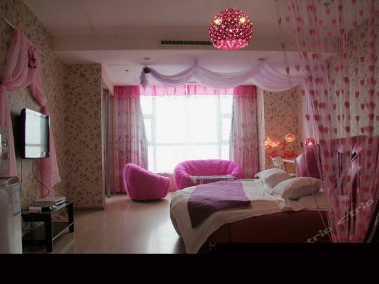 至尊精品豪华情人房