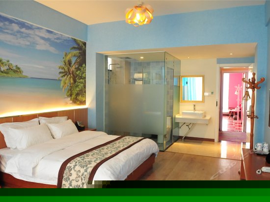 马尔代夫山景大床房