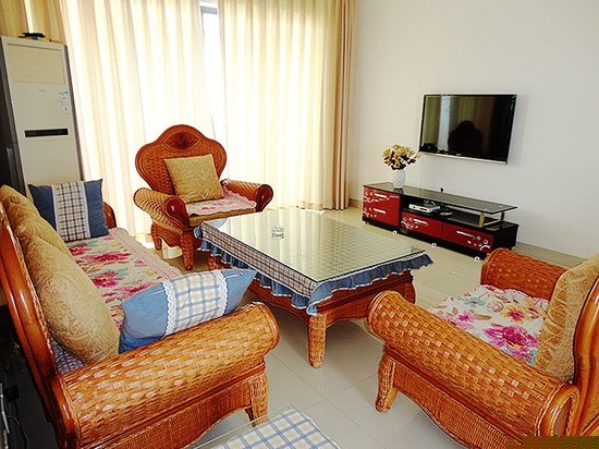 无敌海景三房二厅