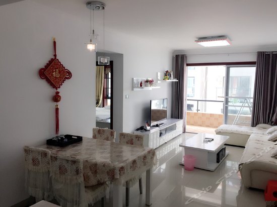 巴厘海岸阳台海景三房一厅