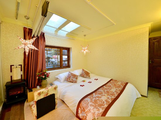 七一阳光蜜月房